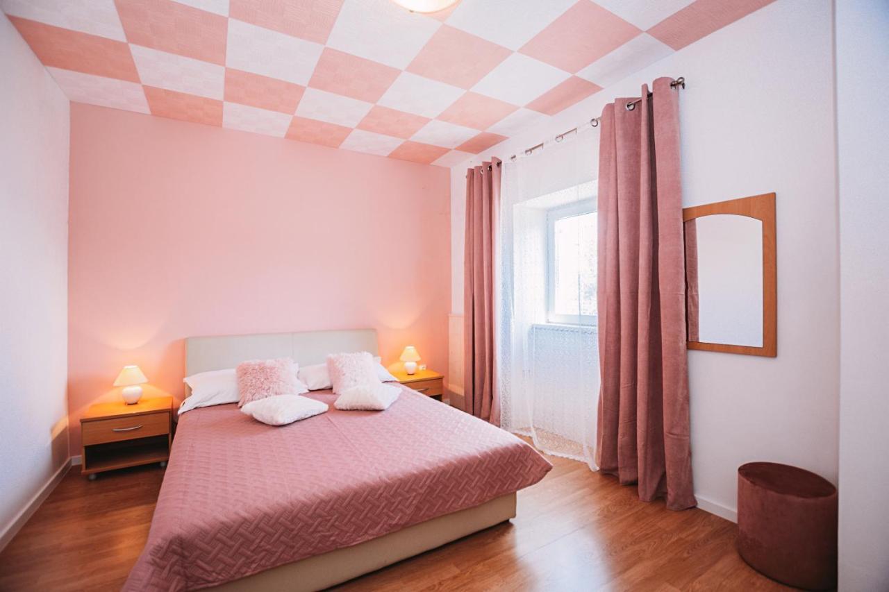 Rooms Emilija Božava Exteriér fotografie